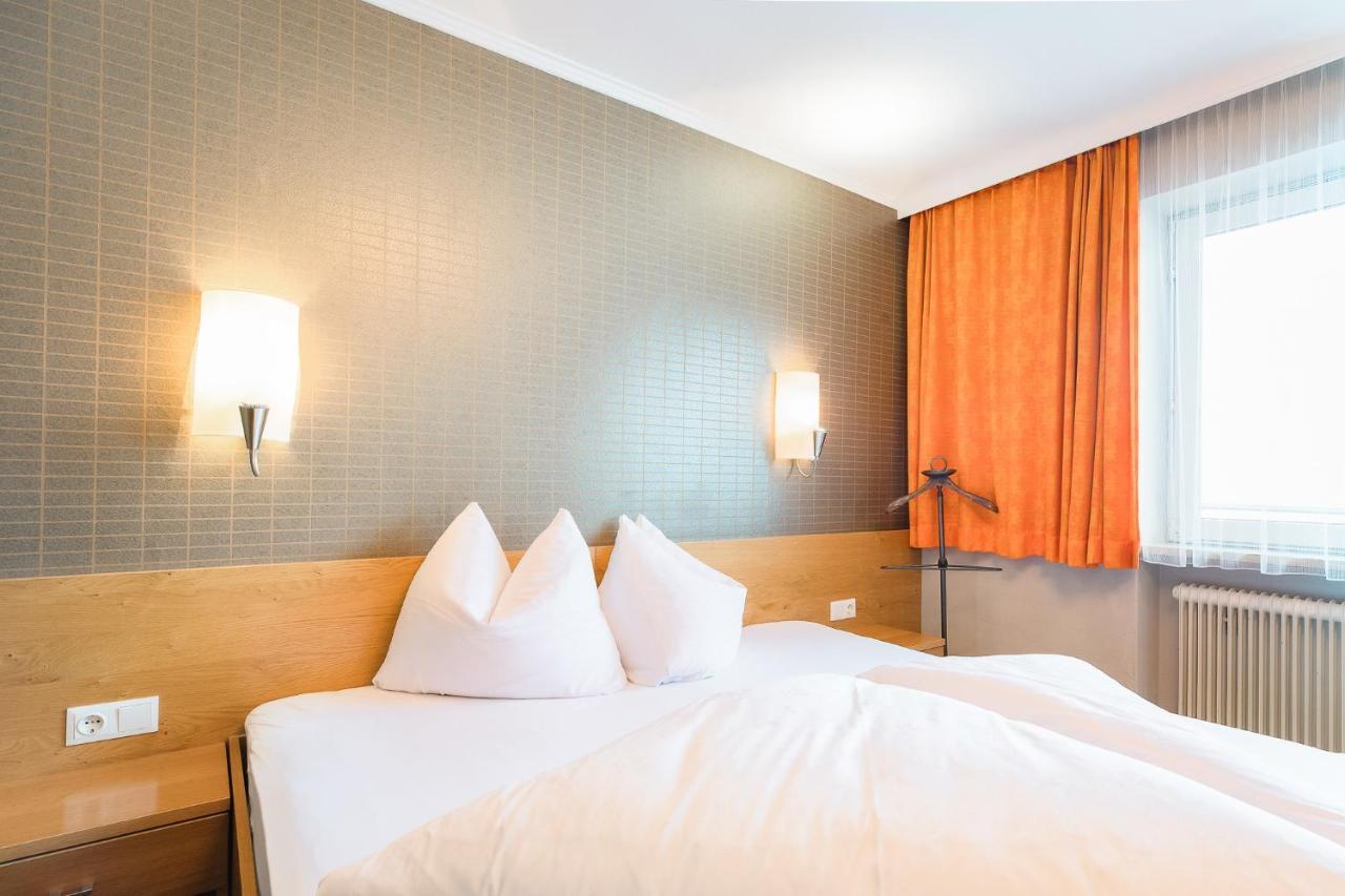 Affittacamere Gaestehaus Hornegger 3*