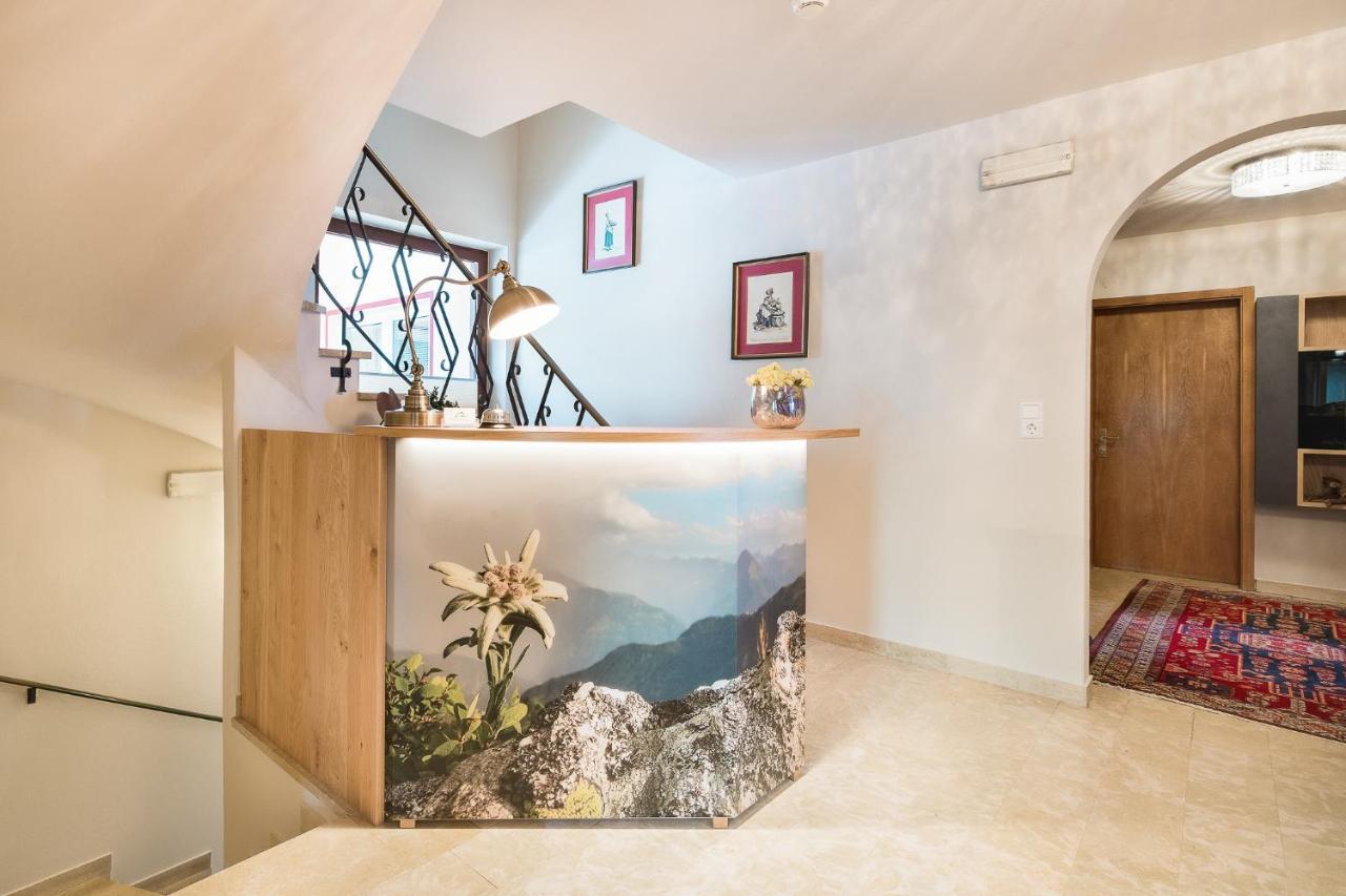Affittacamere Gaestehaus Hornegger 3*