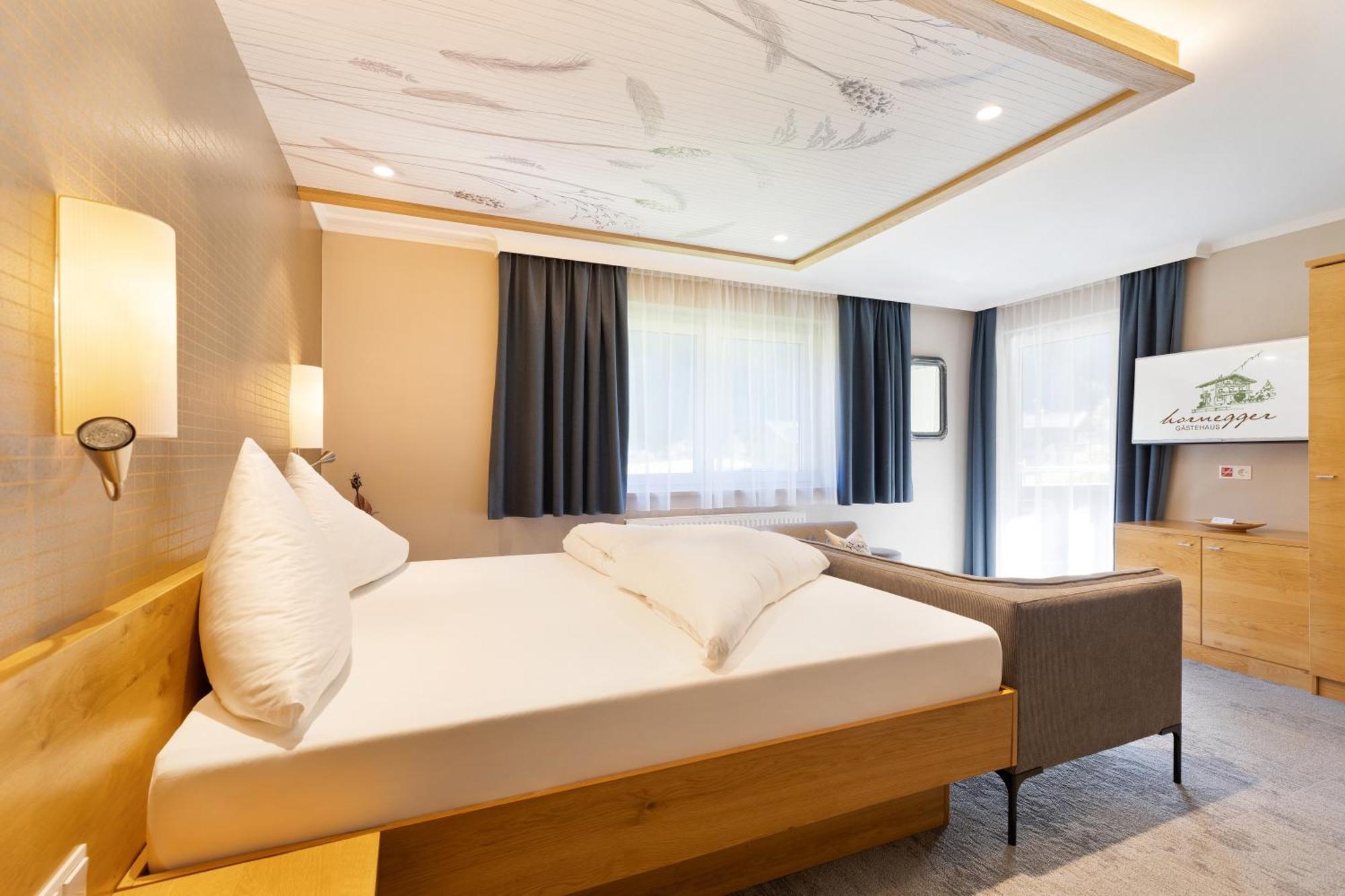 Affittacamere Gaestehaus Hornegger 3*